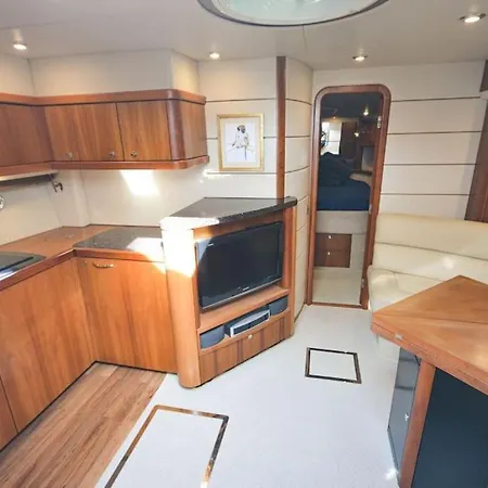 Botel Special Yacht In Gocek *